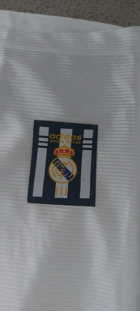 Real Madrid 99 Jersey - Image 4
