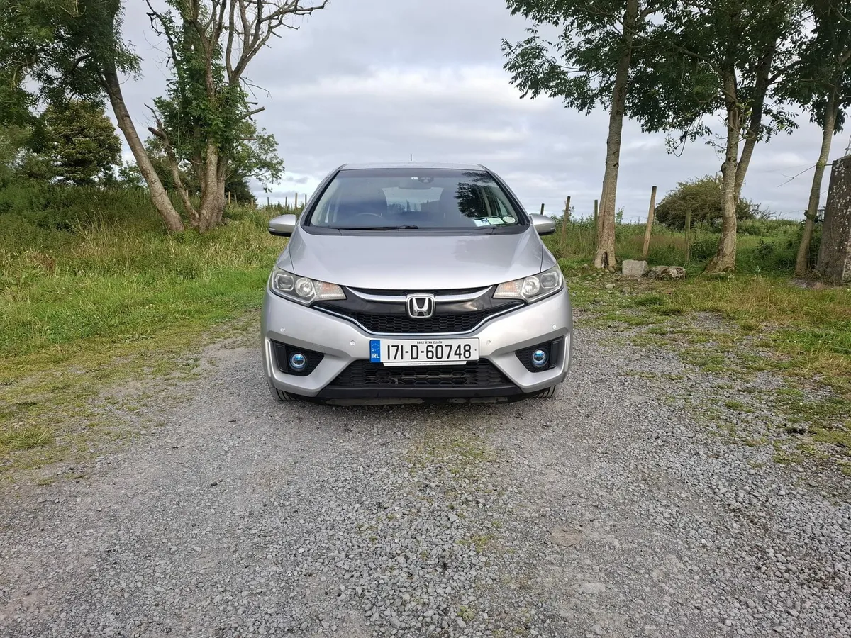 Honda Fit Hybrid Automatic Top Spec 2017 - Image 2