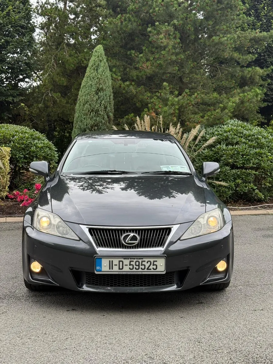 Lexus IS 2011 - Image 3
