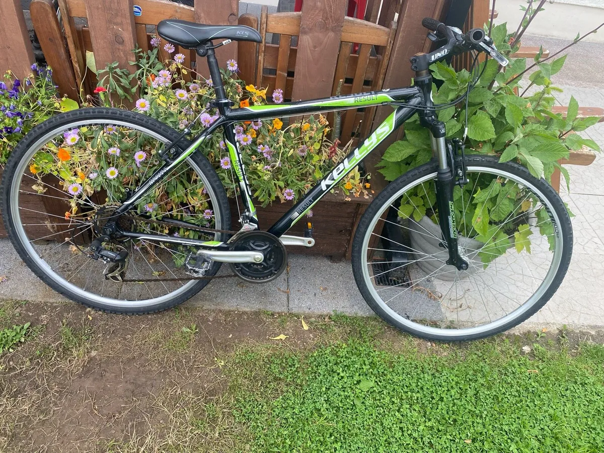 Kellys CROSSBIKE 28 inch wheels 21 speed - Image 1