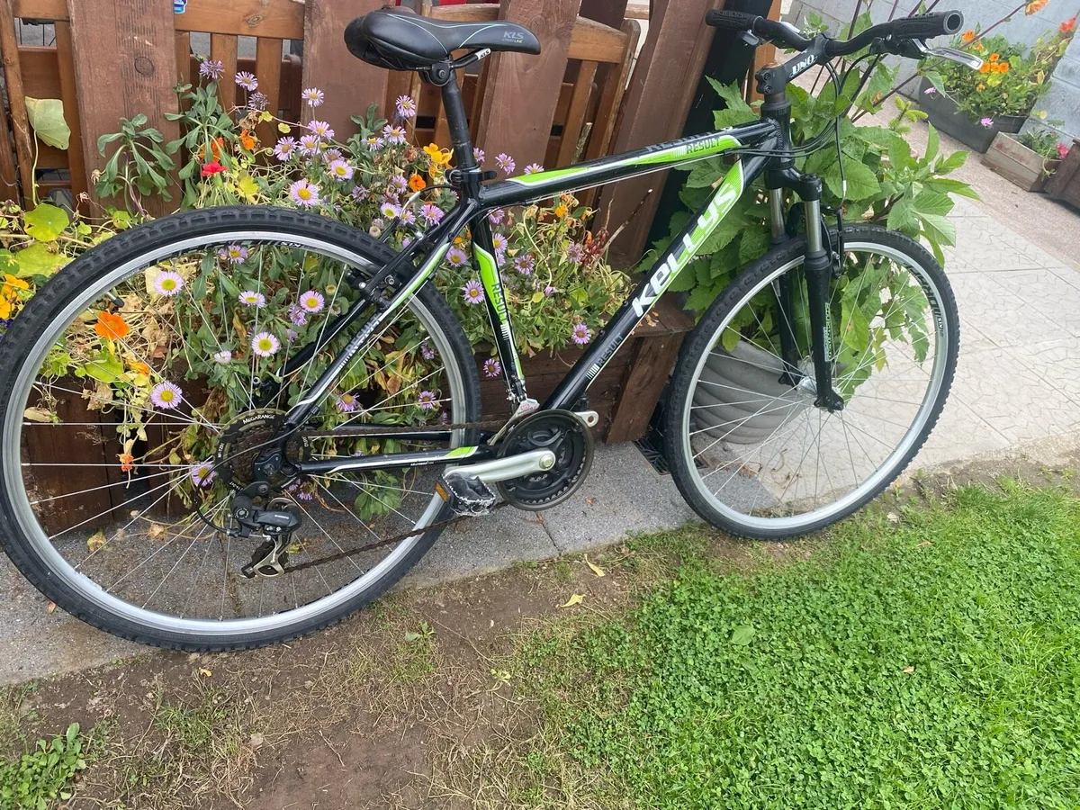 Kellys CROSSBIKE 28 inch wheels 21 speed - Image 3