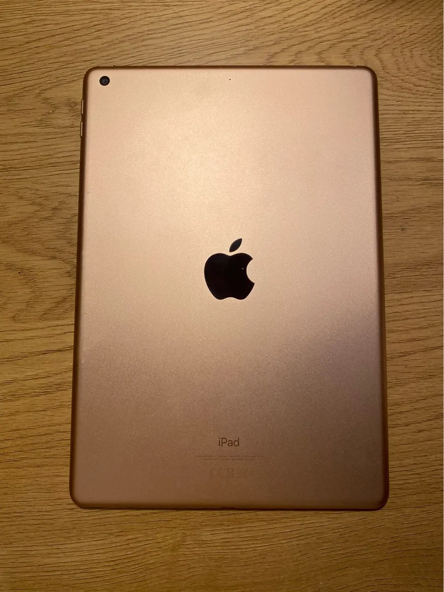 IPad 7 th generation 10.2 - Image 2