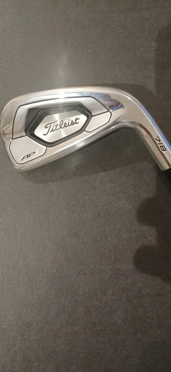 Titleist AP3 4-iron - Image 4