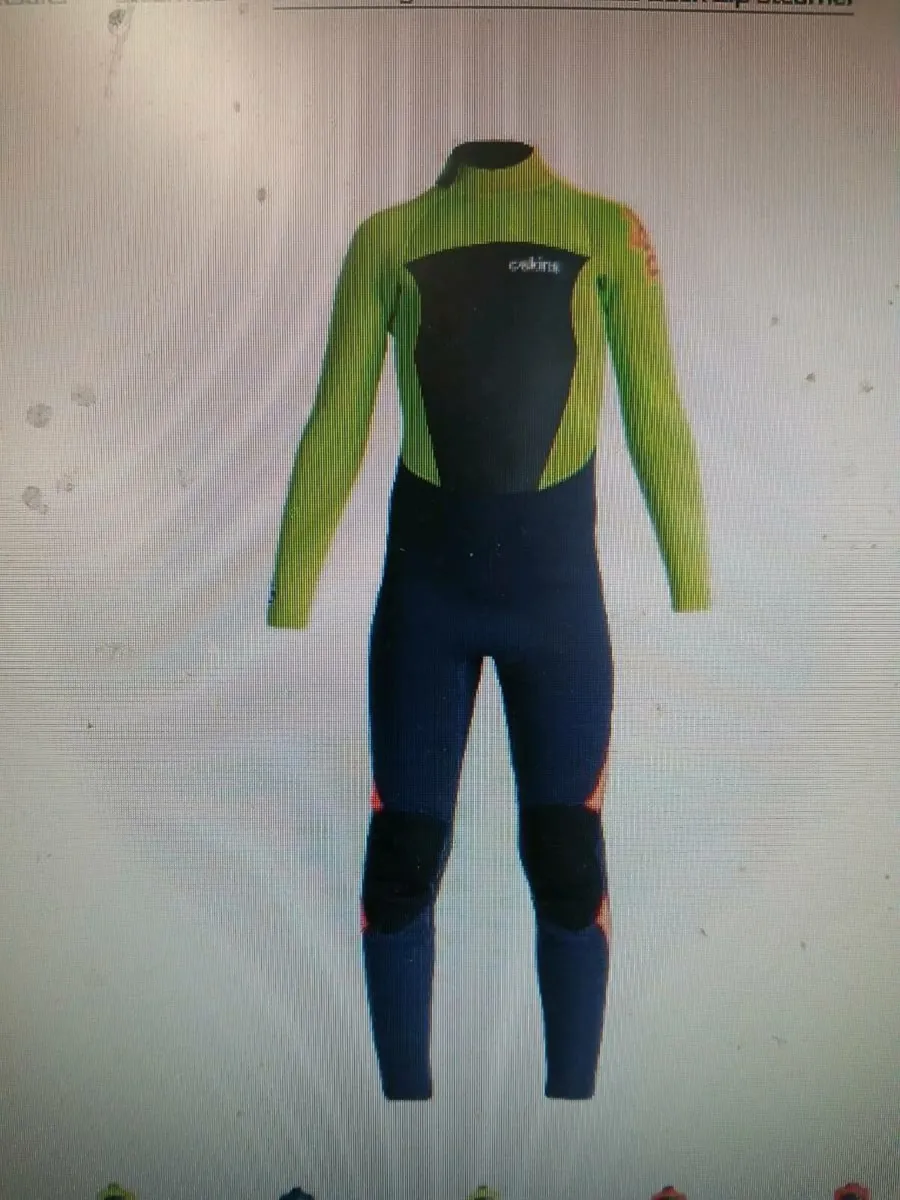 Sale: 4/3 mm C-Skins junior wetsuits, all sizes. - Image 3