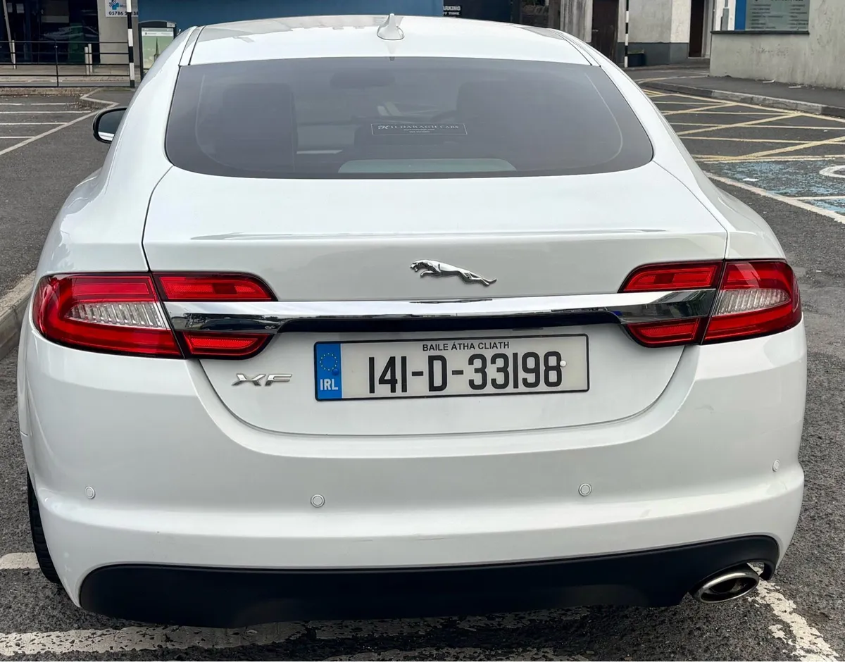 Car - Image 2