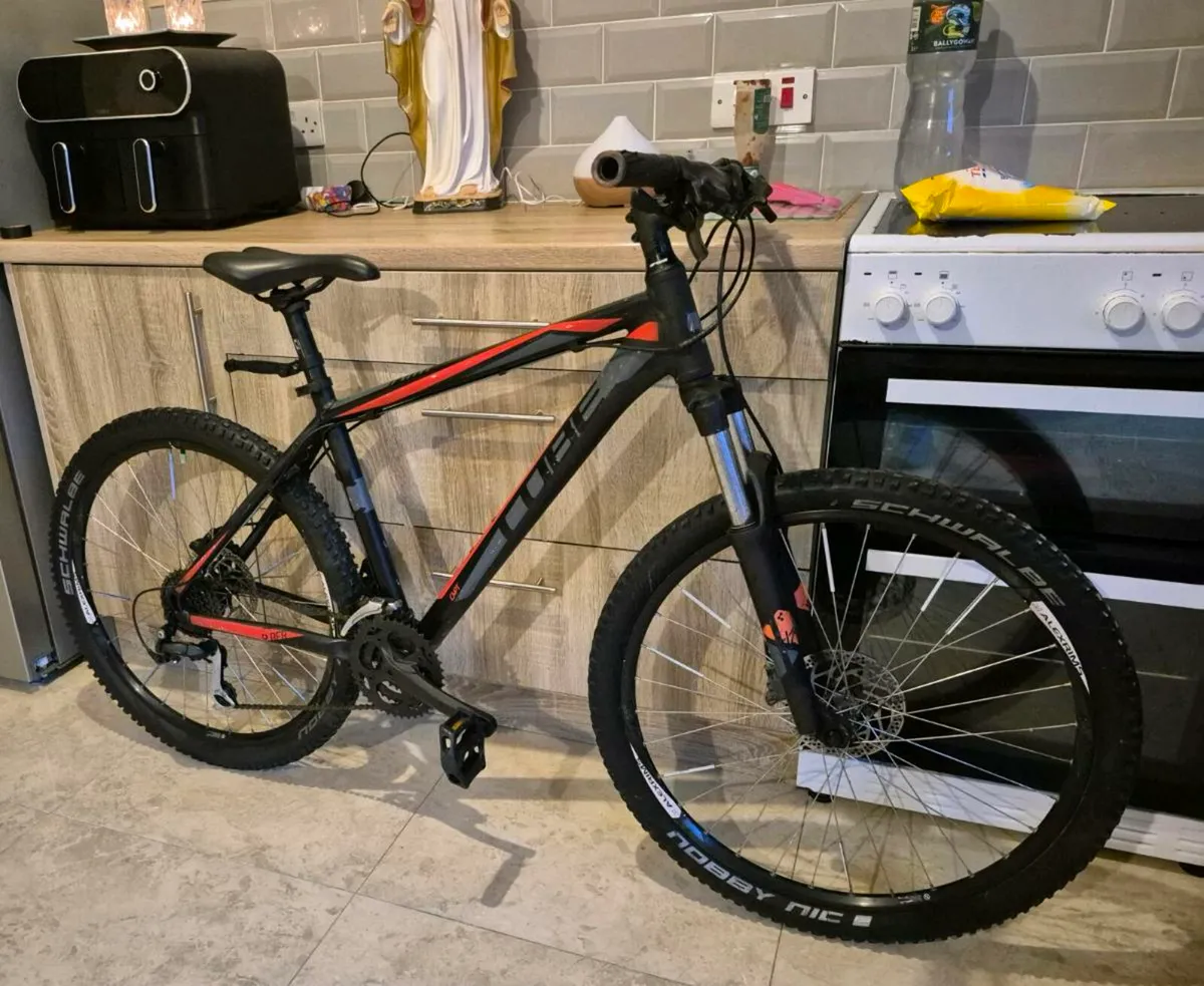 Adults Cube aim hybrid bike 18"  Frame  29inch whe - Image 2