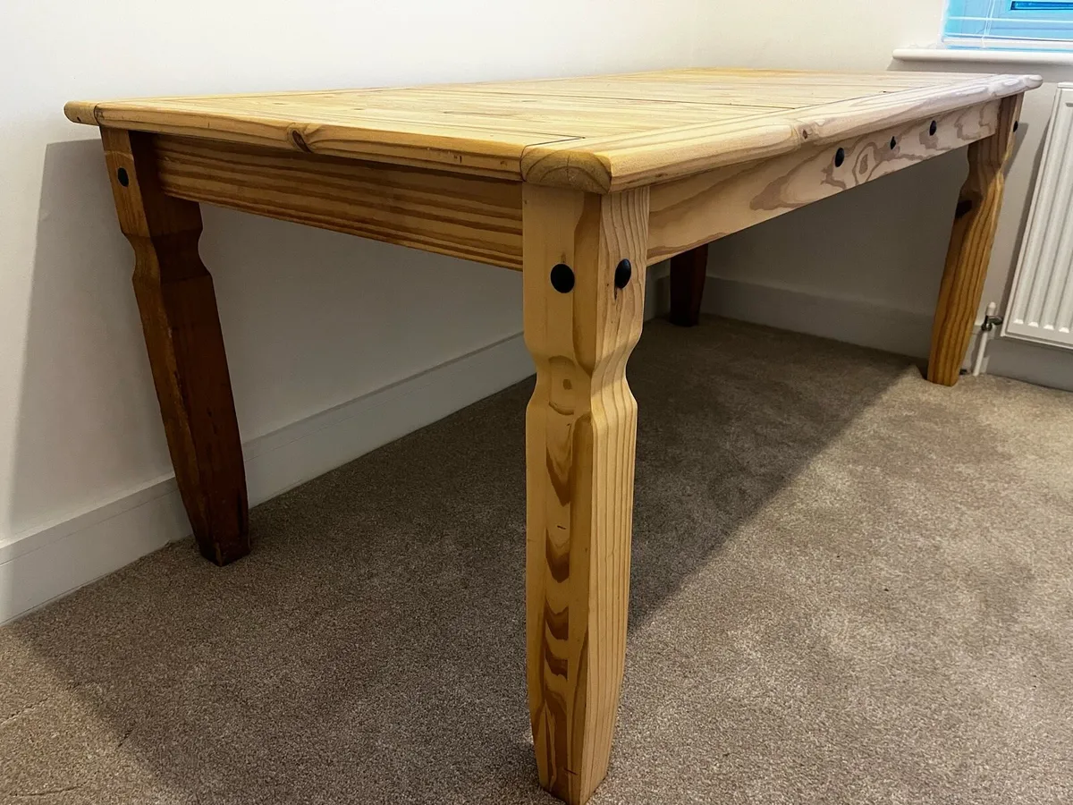 Kitchen Table - Image 3