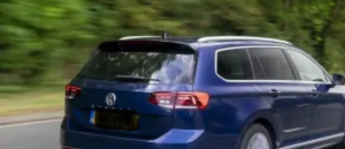 Volkswagen Passat  business estate - Image 2