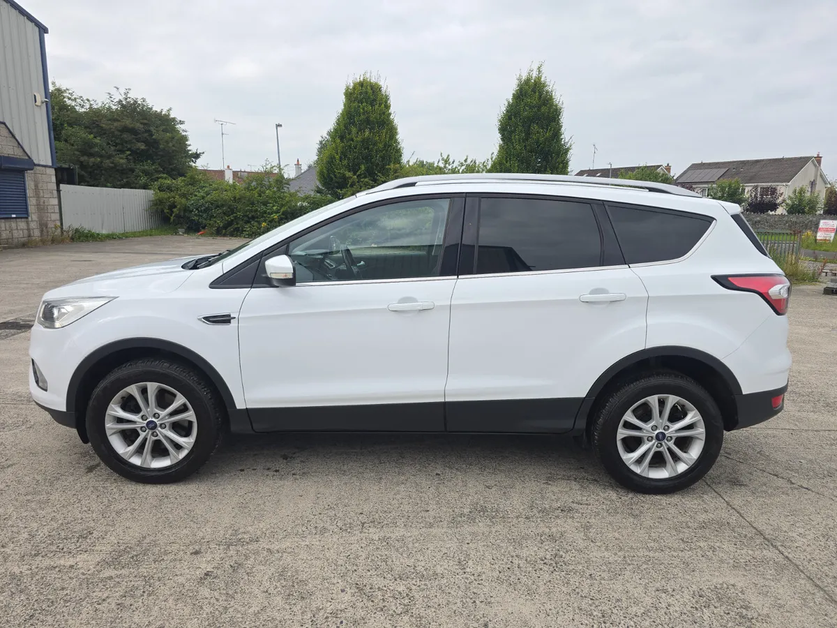 Ford Kuga  CREW CAB  1.5 TDCI 2018 - Image 4