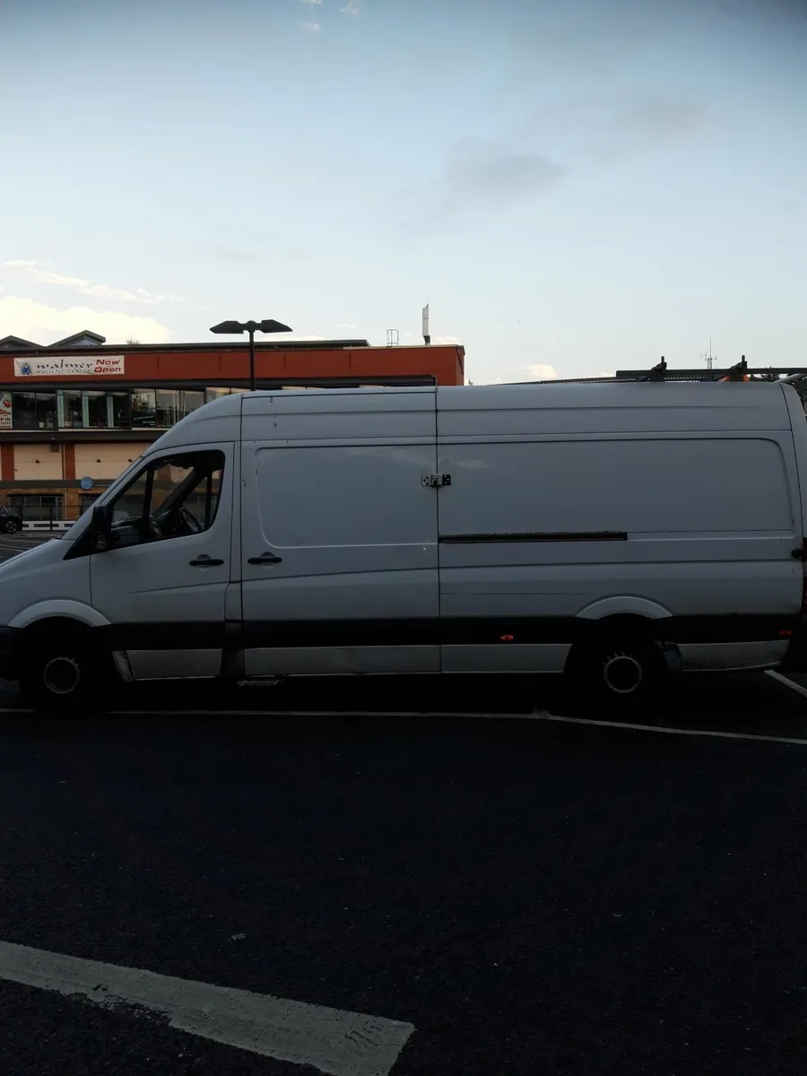 Van - Image 4