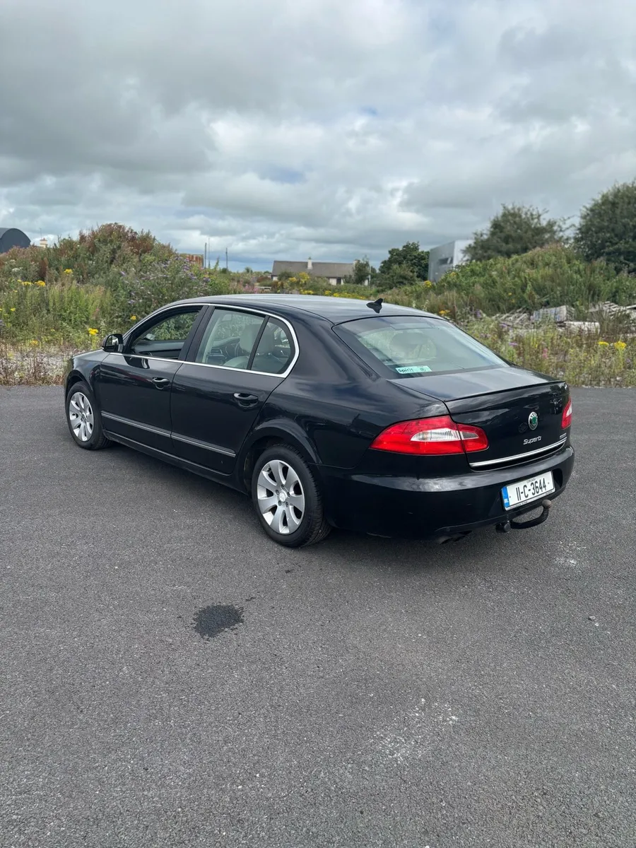 Skoda Superb - Image 4