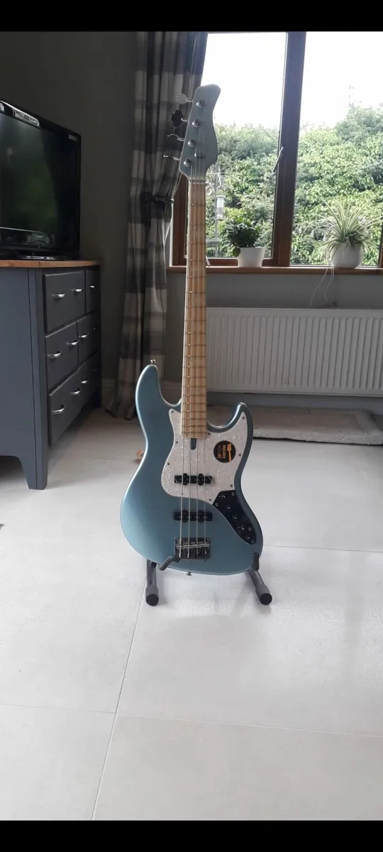 Marcus Miller 4 String V7 Bass Guitar - Image 4
