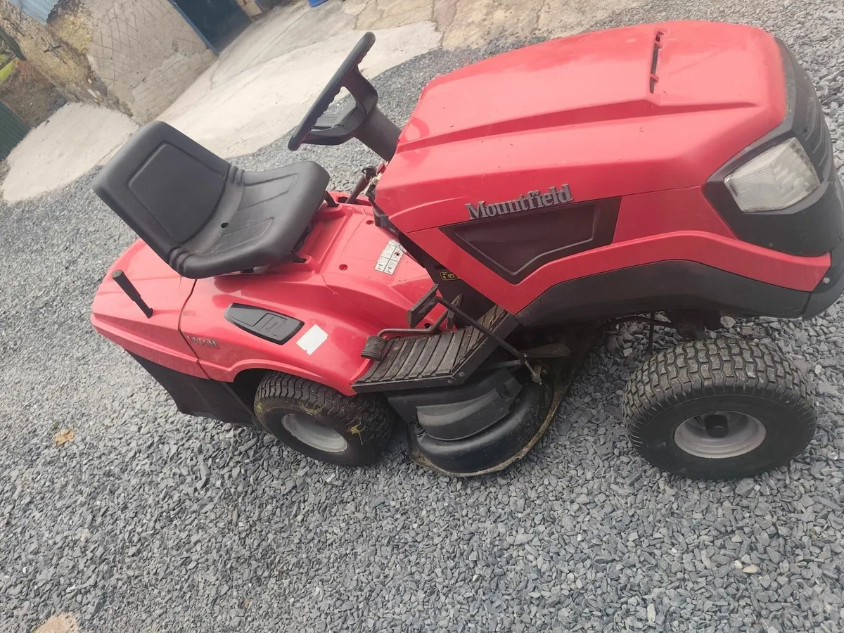Mount field Lawnmower - Image 1
