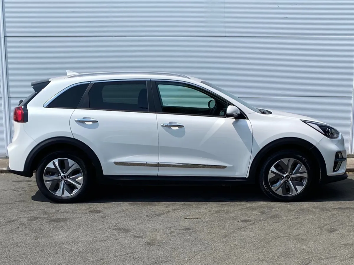 Kia Niro E-NIRO 64kw PE LR 5DR AUTO - Image 4