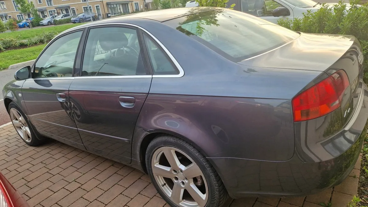 Audi A4 2006 - Image 2