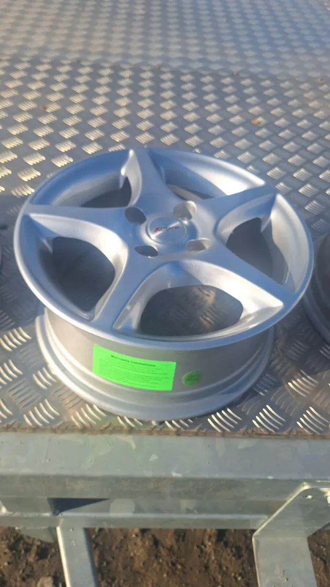 Alloy wheels x 4 - Image 2
