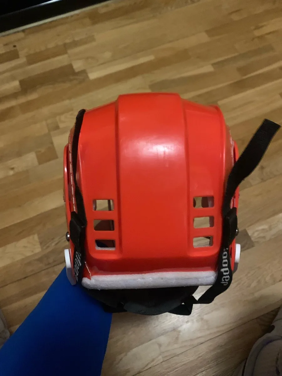 Cooper gola helmet - Image 4
