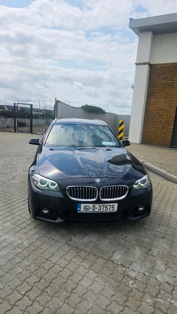 Bmw 5 Series Estate M Sport - Image 1