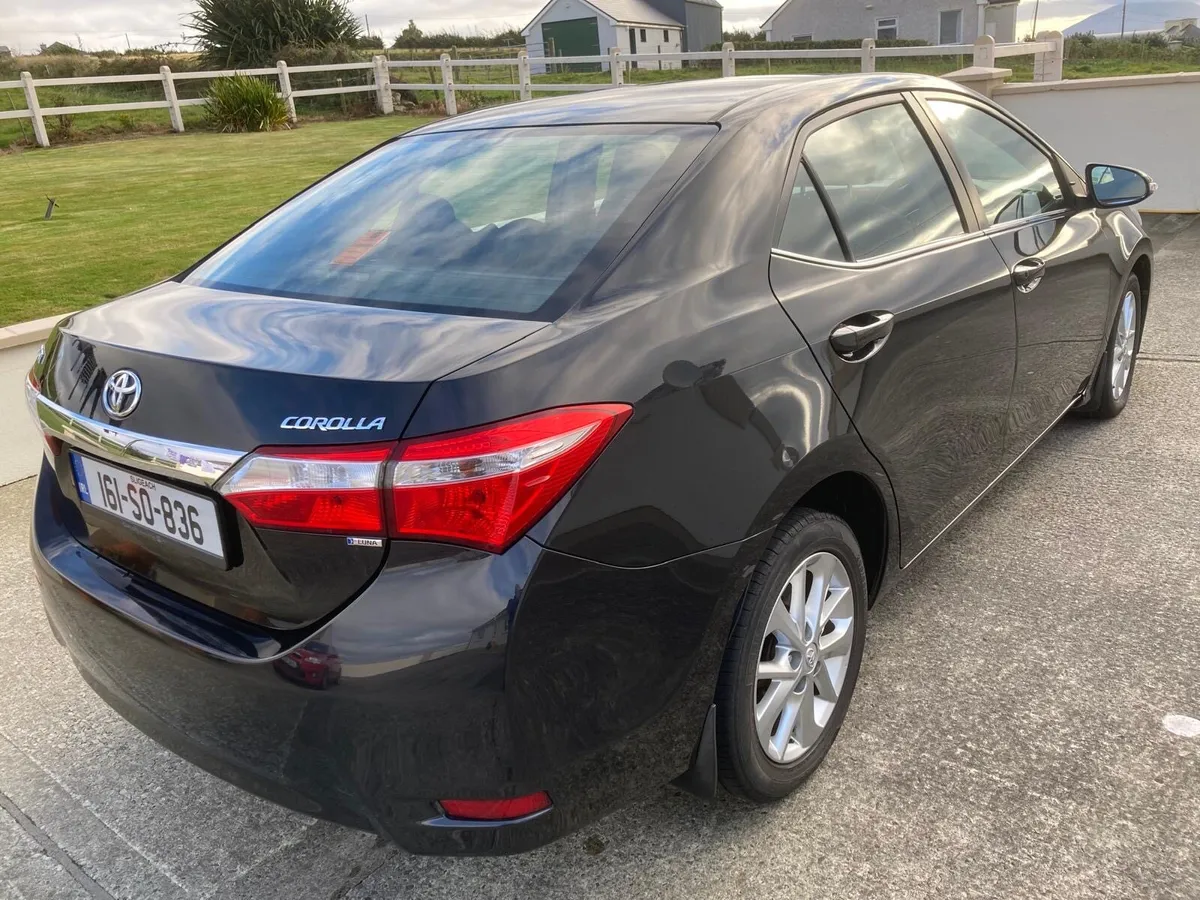 Toyota Corolla - Image 4
