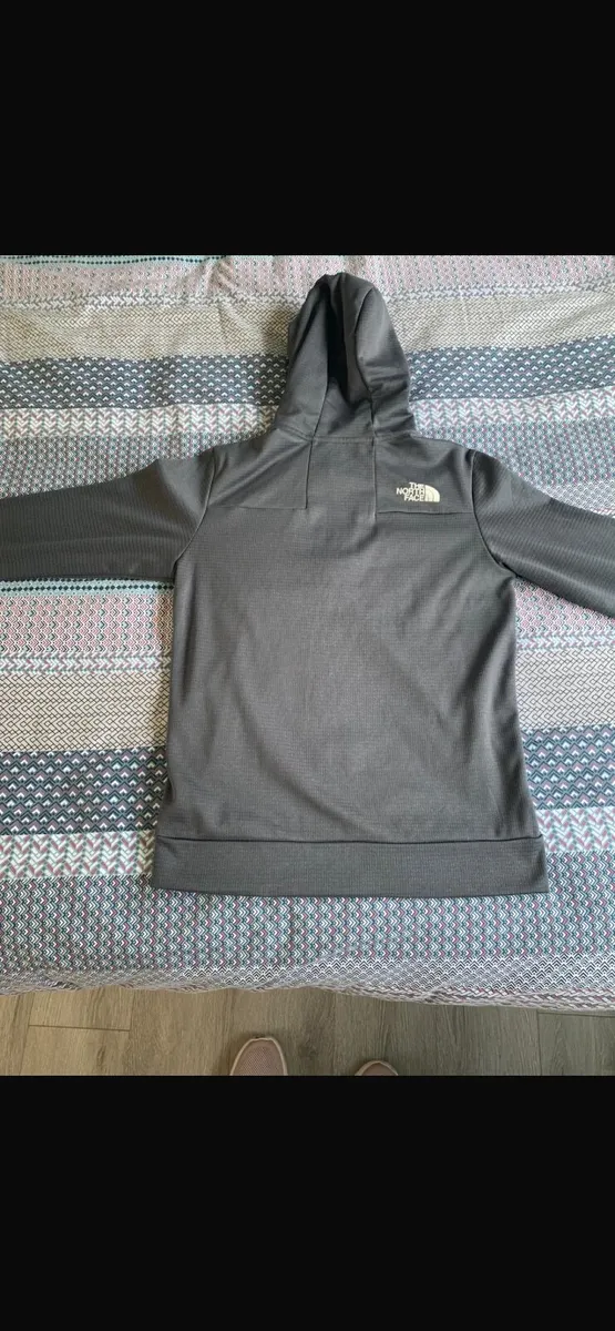 1 Grey North Face &1 Grey Nike Teens Tracksuits - Image 4