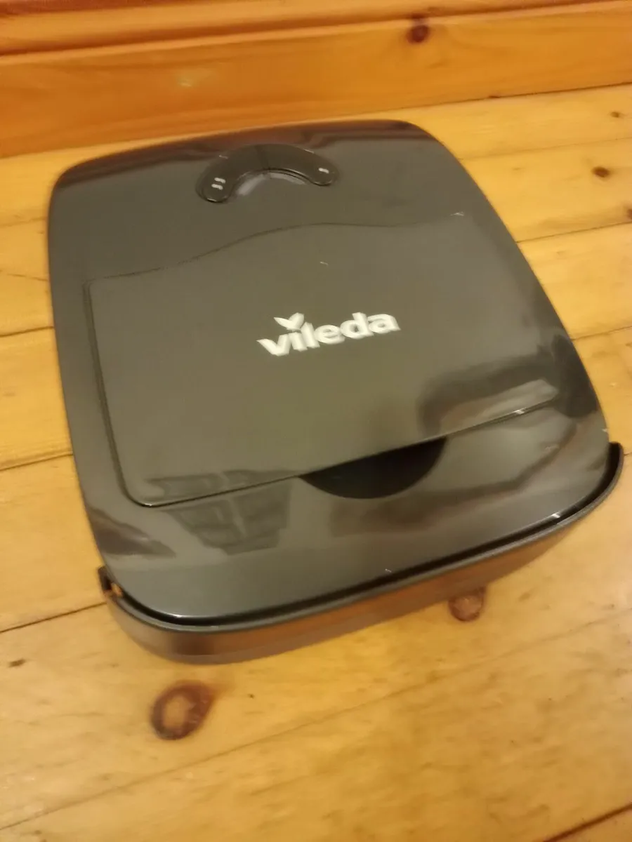 Vileda Rechargeable Robot Vacuum cleaner Hoover - Image 1