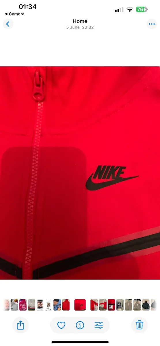 Teen Boys New Nike  TECH FLEEC Red in colour - Image 3