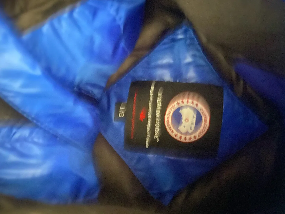 Canada goose jacket - Image 2