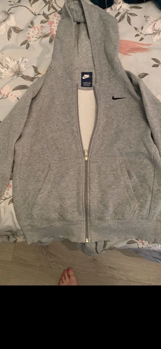 Teens Clothes for sale all in Perfect Condition - Image 4