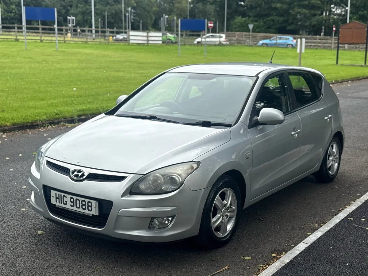 Hyundai i30 automatic - Image 3