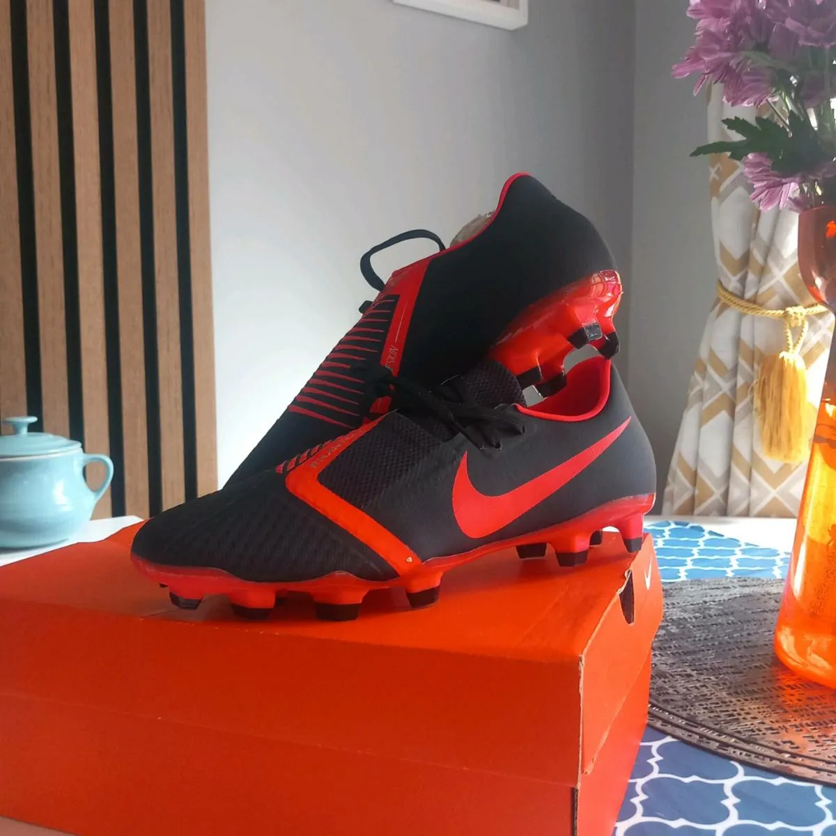 Football boots - Image 2