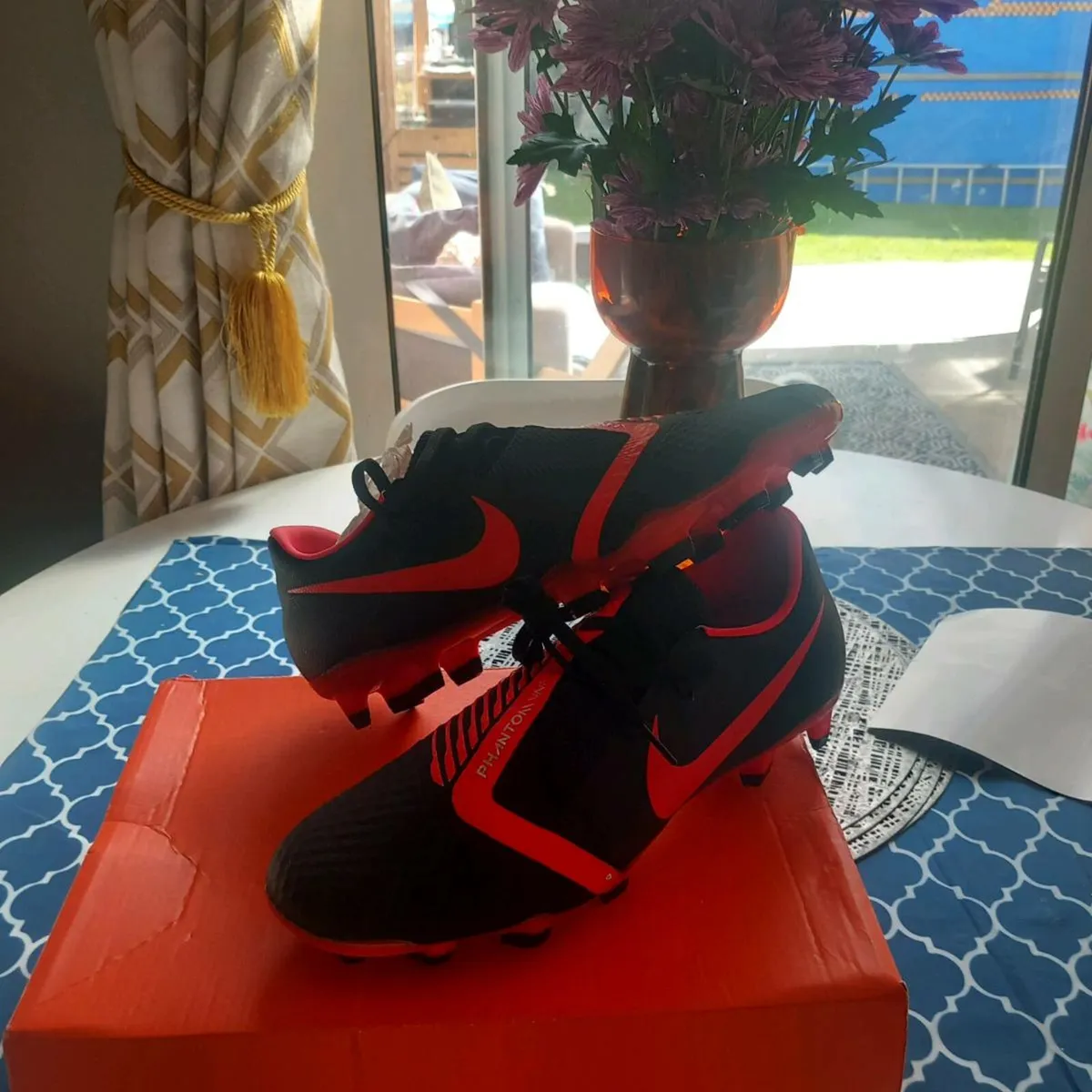 Football boots - Image 1