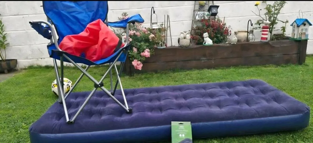 Camping equipment - Image 1