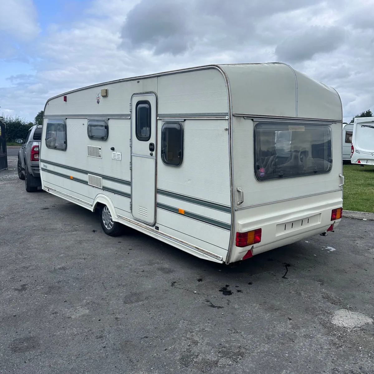 ✨BARGAIN LUNAR 5 BERTH✨ - Image 2