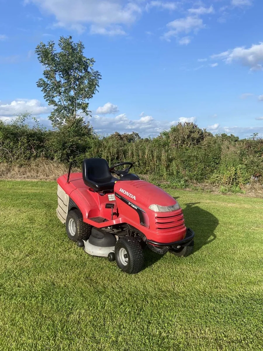 Honda 2417 - Image 1