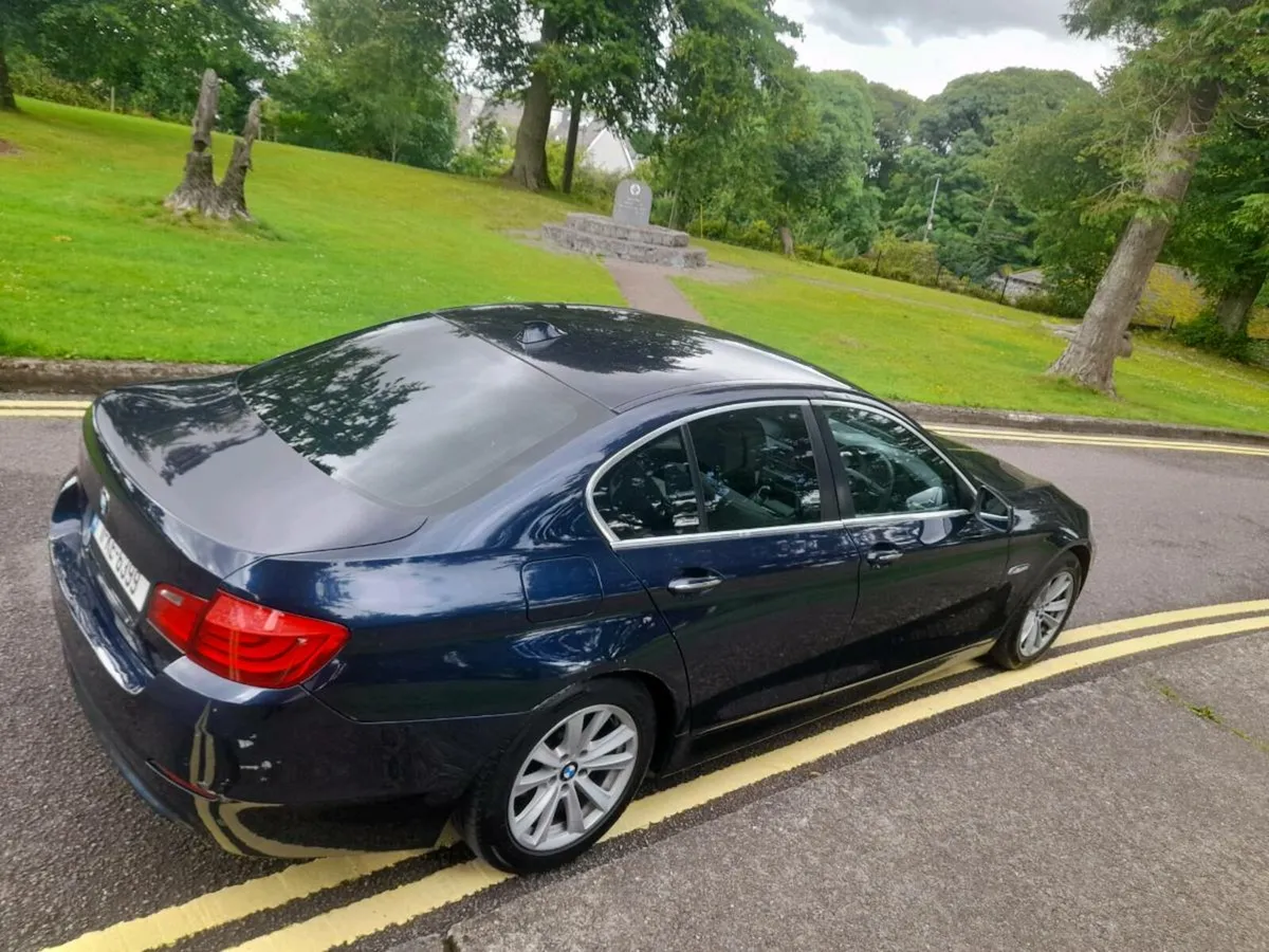 Car - Image 1