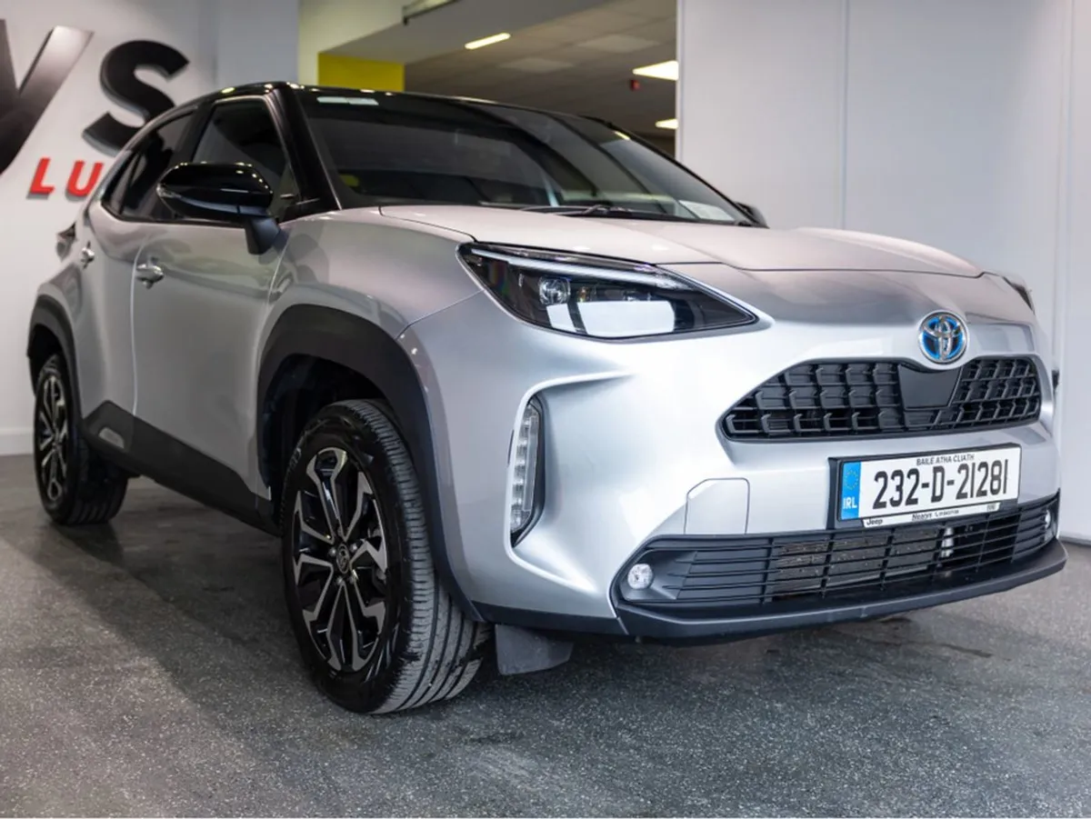 Toyota Yaris Cross Luna Sport 4DR Auto - Image 1