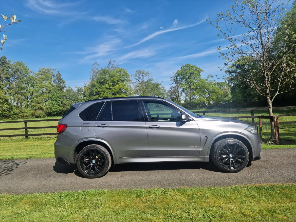 BMW X5 2016 40 d Twin Turbo 313bhp Crew Cab - Image 2