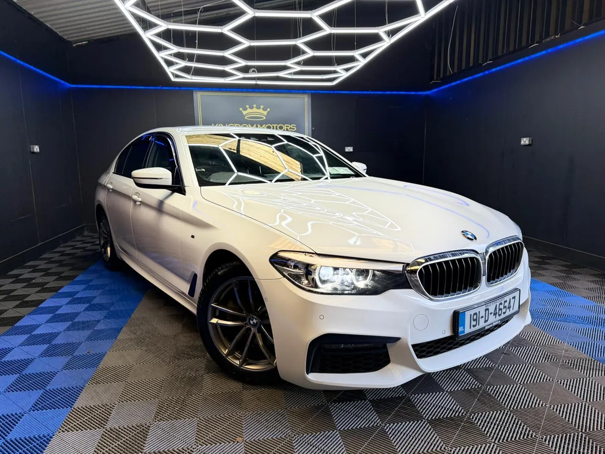 BMW 520 M-SPORT,Automatic,NCT 05/27 - Image 2