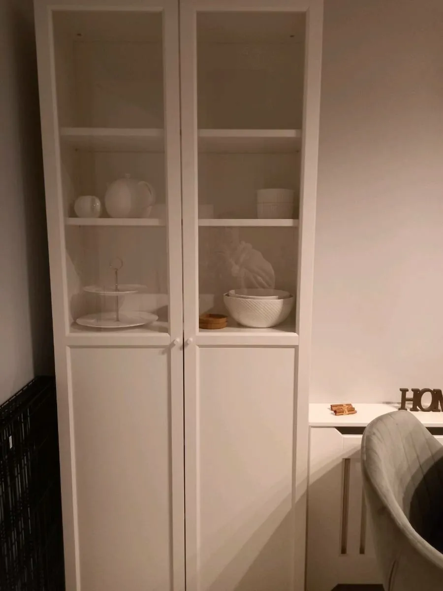 Glass door cabinet - Image 1