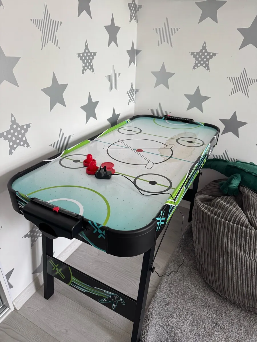 Hockey table - Image 1
