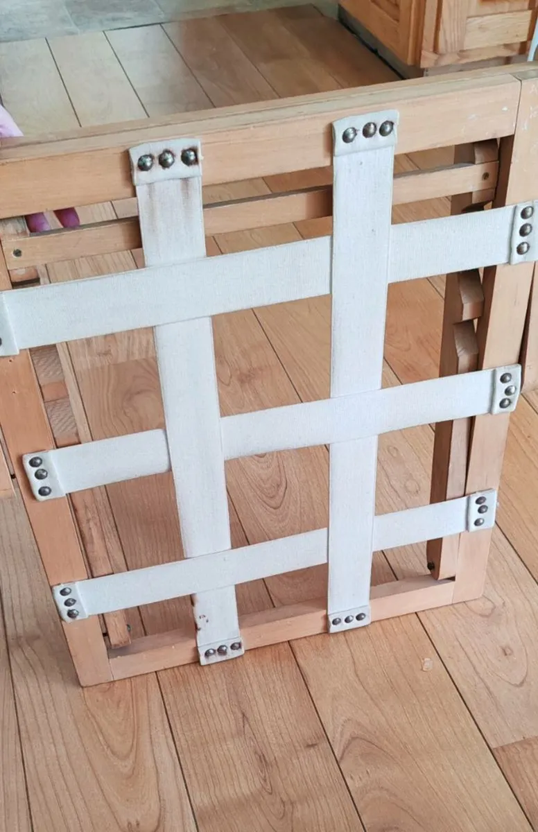 Wooden back rest - Image 3