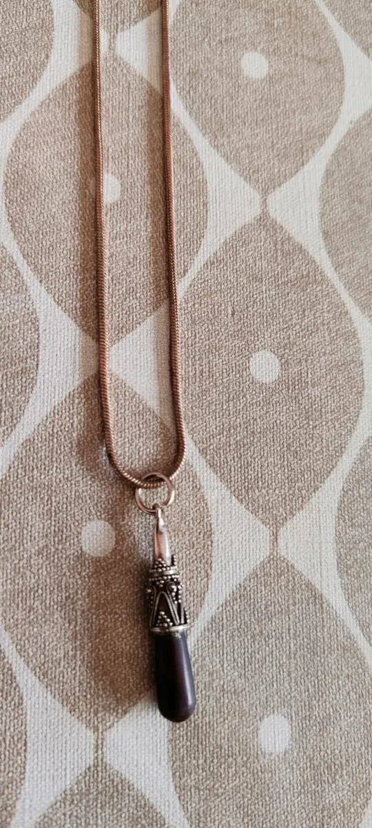 Silvertone pendant - Image 1