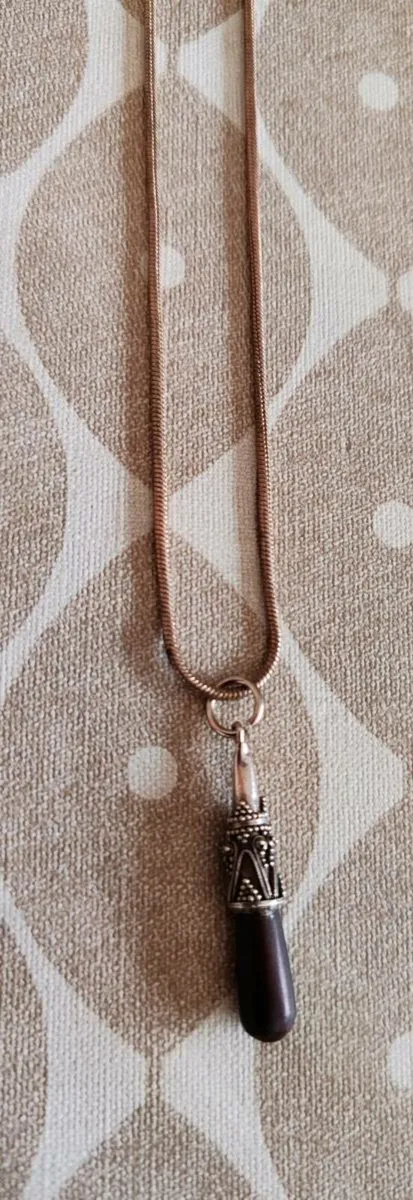 Silvertone pendant - Image 2