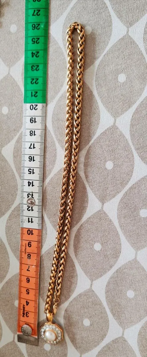 Retro goldtone and pearl necklace - Image 3