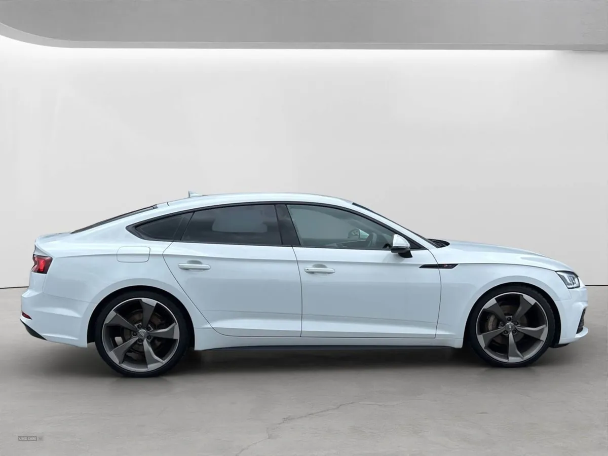 Audi A5 Diesel Sportback - Image 3