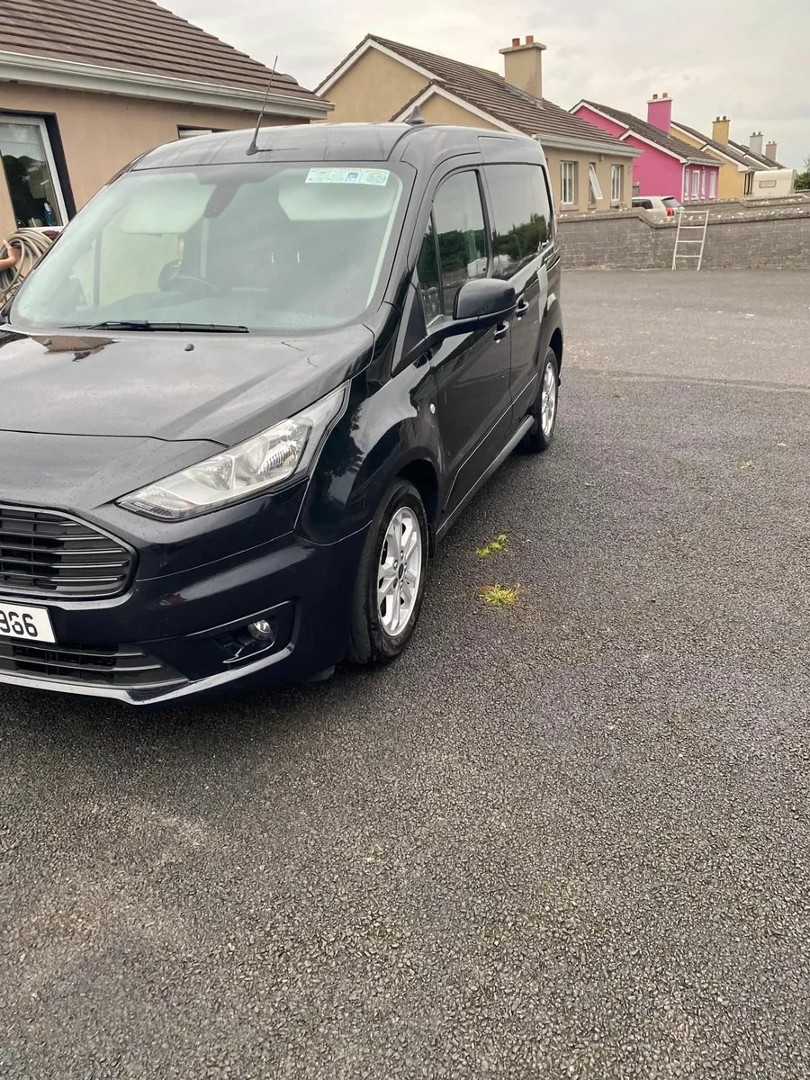 Ford Transit 2022 - Image 2