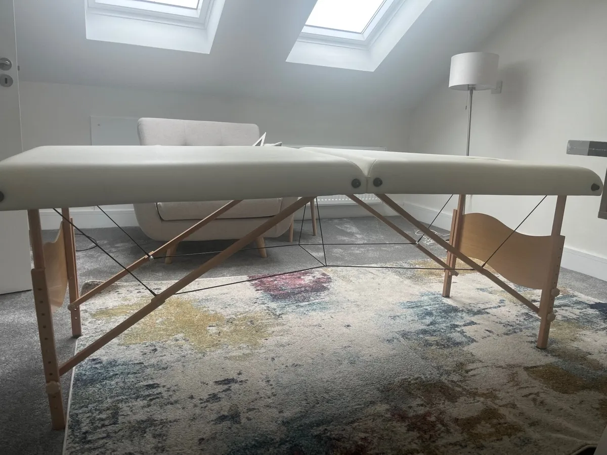 Sports massage /Adjustable Beauty Bed - Image 2