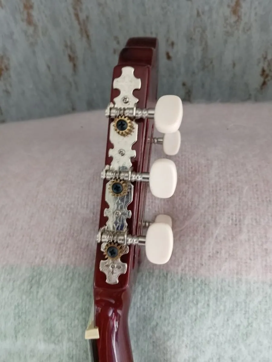 Guitar - Image 3