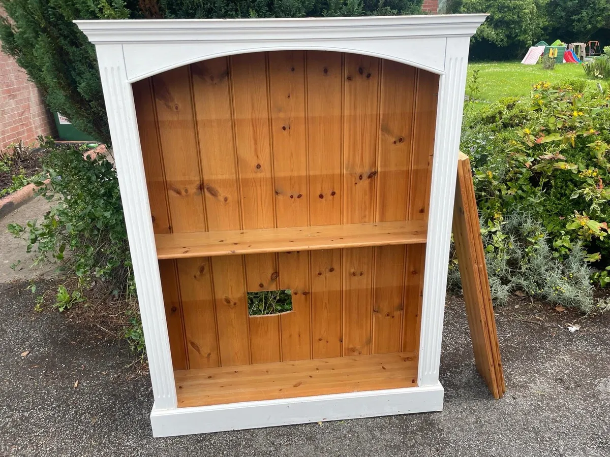 Book shelf - Image 2