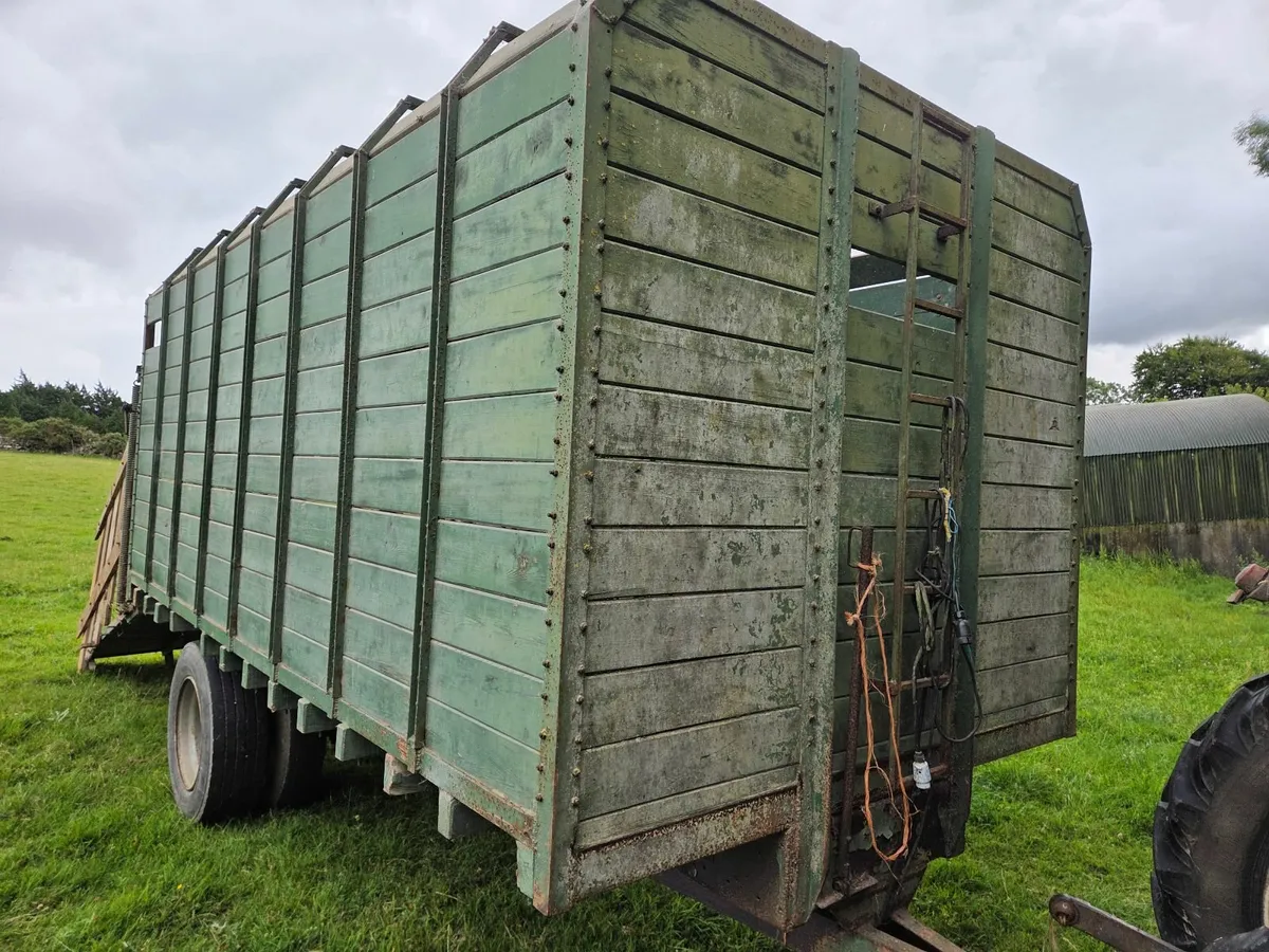 Cattle Trailer - Image 2